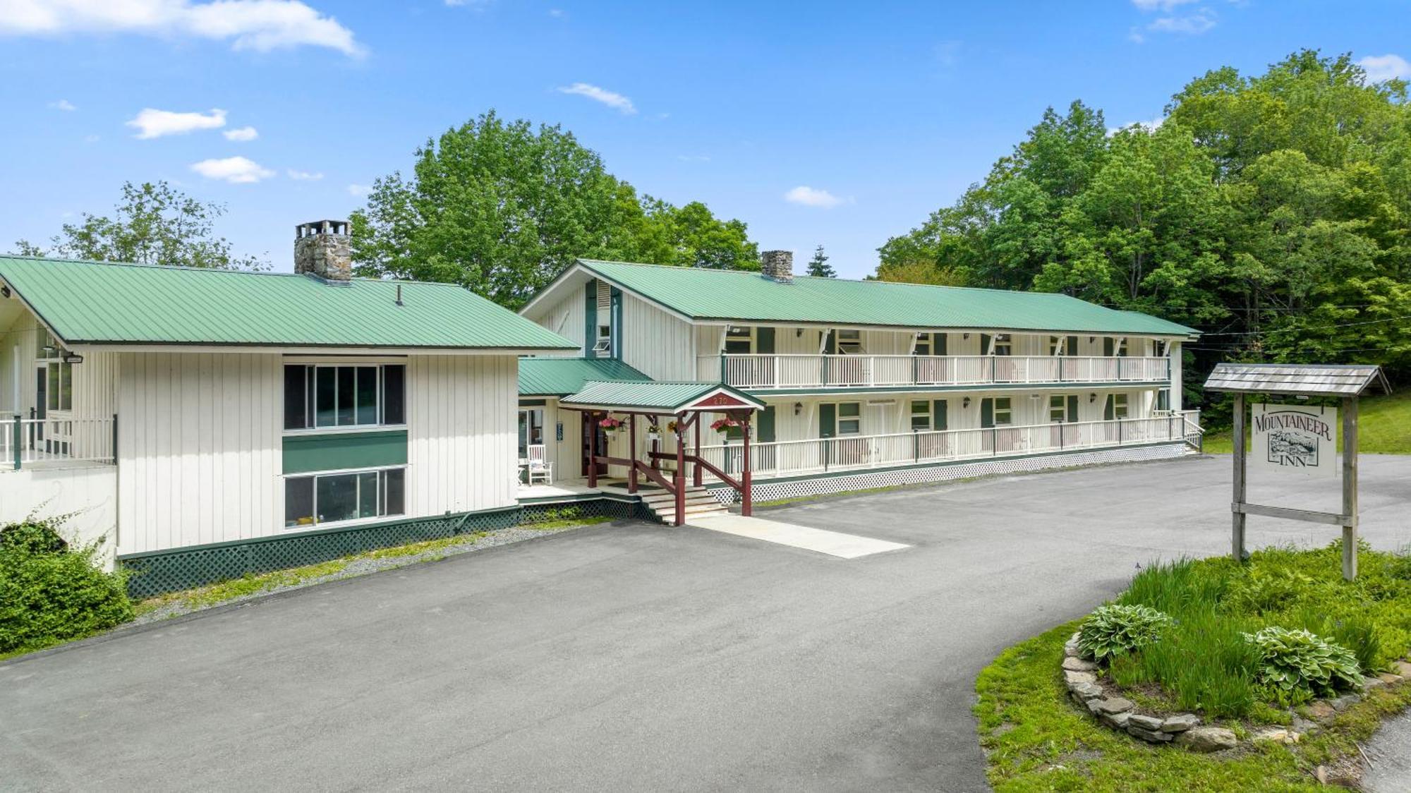 Mountaineer Inn ويست دوفر المظهر الخارجي الصورة